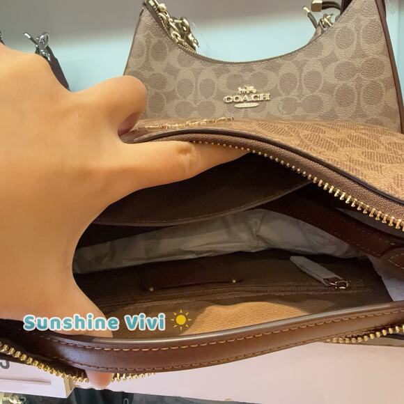 NWT Coach Teri Hobo Bag Signature Canvas/Gold/Tan/Brown CV940 - Picture 6 of 7